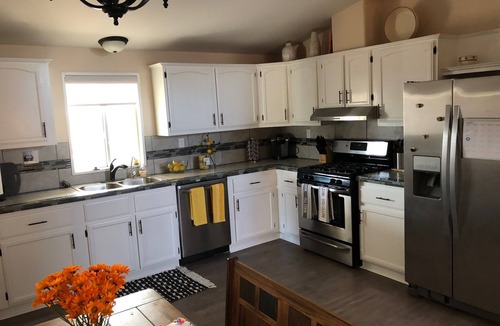 Fort Mohave House | Snowbird get away. Beautiful 3 bedroom 2 bath home, in the Sunrise Vista Area.