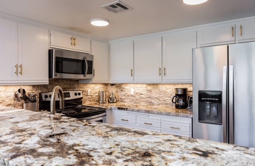 Mammoth Lakes House | Snowcreek #888 Luxury & Fully Updated 2 Bedrm + Loft Townhme. Amazing Views