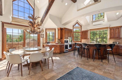 Snowmass Village House | Snowmass Meadow Road Retreat
