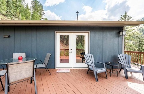 Idaho Springs Cabin | SodaCreek Lookout 1.3 mi to I-70 with Sauna