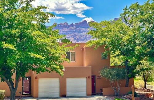 Moab South Valley Apartment | Solano Vallejo 3288