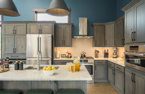 Silverthorne House | Solstice ☀️ Summit Sky Ranch 🏔️ Zero Cleaning or Pet Fees 💦 Year Round Pool