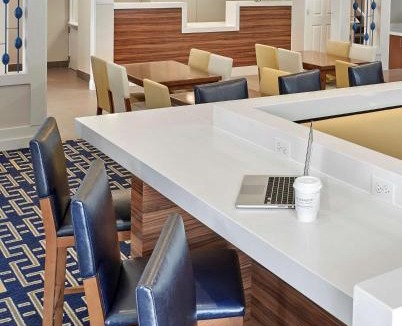 Westlake Hotel | Sonesta Simply Suites Cleveland Westlake