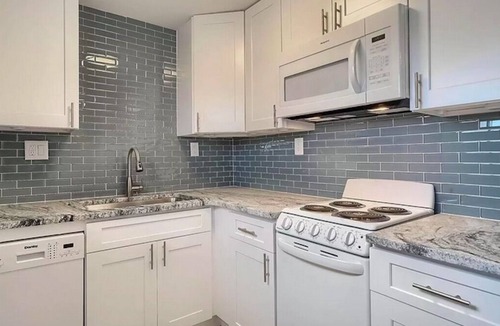 Speer House | South Broadway getaway with Parking and Patio