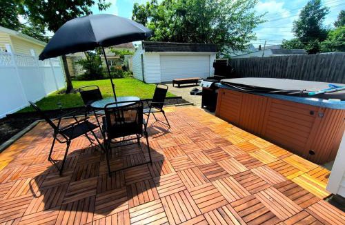 South Euclid House | South Euclid 4BR Luxe Escape with Game room and BBQ