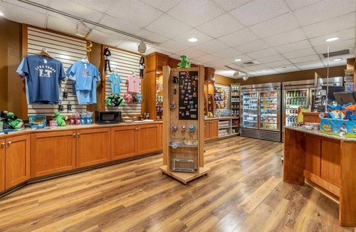 South Lake Tahoe Villa | South Lake Tahoe | Pool & Ski Access | 2BR Suite