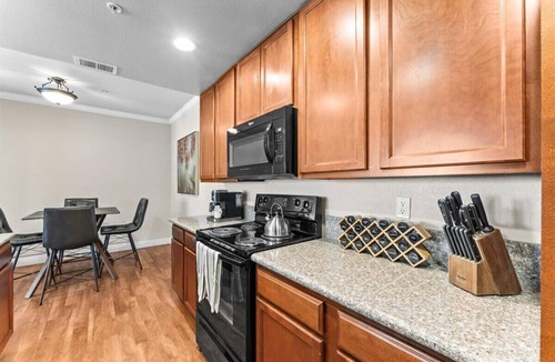 Reno/Tahoe Airport Apartment | South Reno 1BR · Pool, Events Center & Sauna