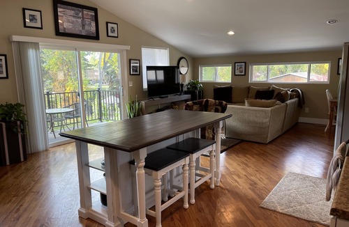 Lakewood Apartment | Spacious, 1 BD guesthouse, w/free parking