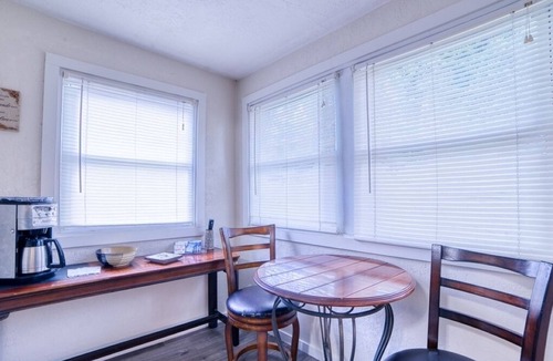 Ashtabula House | Spacious 3BR "The Haven in the Harbor" – Minutes to Harbor & Wine Country