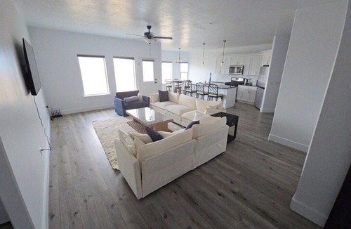 Winnemucca House | Spacious 4-bedroom Home with Beautiful Views