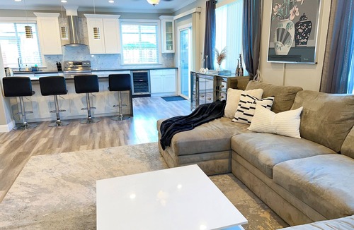 Santa Clara House | Spacious 5-bedroom house with AC and WiFi in charming Santa Clara