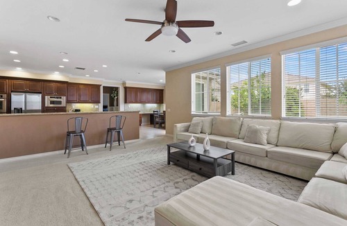 Eastvale House | Spacious 5BR Home in Eastvale Chef's Kitchen, Backyard & Prime Location #40809