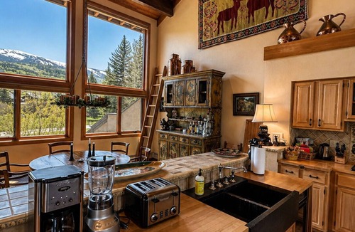Snowmass Village House | Spacious 5BR Mountain Estate - Snowmass Club