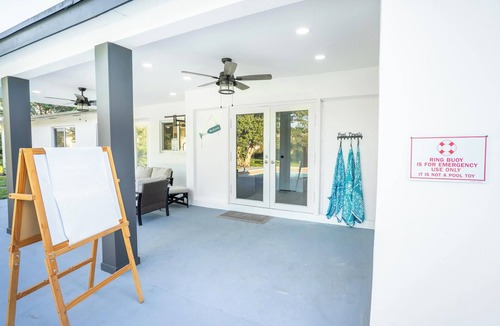 Southwest Ranches Villa | Spacious 7-bedroom house in delightful Southwest Ranches with AC