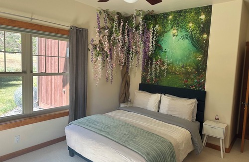 Glenwood Springs House | Spacious 7-bedroom Close to Sunlight, Downtown & the Hot Springs