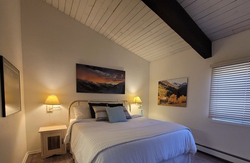 Snowmass Village Condo | Spacious, Amazing Views, Remodeled Top Floor 2 Bedroom 2 Bath with a Loft