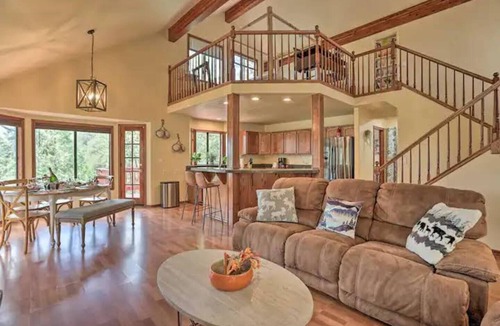 Crestline Cabin | Spacious+Amazing view+Game room+Dog friendly, 5min to Lake
