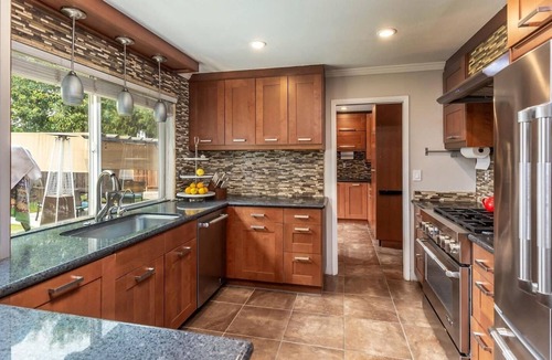 Rancho Santa Teresa House | Spacious and comfortable 5-bedroom home in San Jose, ideal for families, relocations, and extended stays. Features a private backyard, ample parking, and easy access to major highways, tech campuses, and local dining.