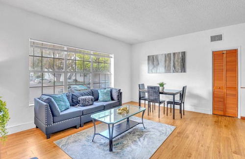 Bay Harbor Islands Apartment | Spacious apartment that sleeps up to 6 people. Near beach.