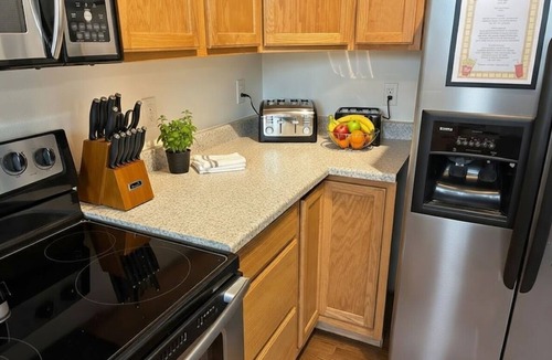 Fountain House | Spacious Family Retreat Movie Night Fire Pit Near Ft Carson & The Broadmoor