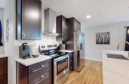Southeast House | Spacious Family Retreat in Denver