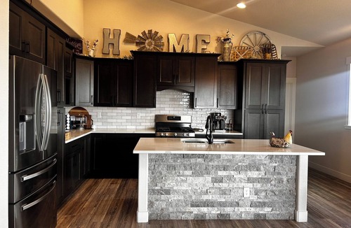 Cheyenne House | Spacious & fully equipped home with hot tub & pool!