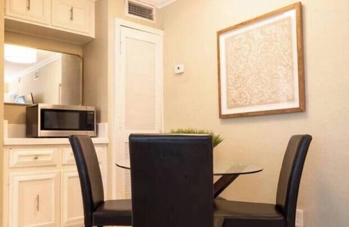 Santa Barbara Estates Apartment | Spacious Ground Floor/2 Bed 2 Bath/1 Queen Sofa