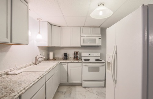 Dupont House | Spacious Home Central to DT Denver and Boulder w/2 Kitchens and Yard
