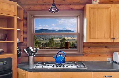 Pleasant Valley House | Spacious Home | San Juans Views | Pet-Friendly