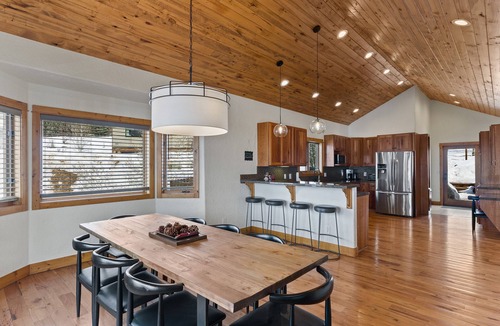 Steamboat Springs House | Spacious Home with fenced backyard oasis and private hot tub - Extra Large Garage