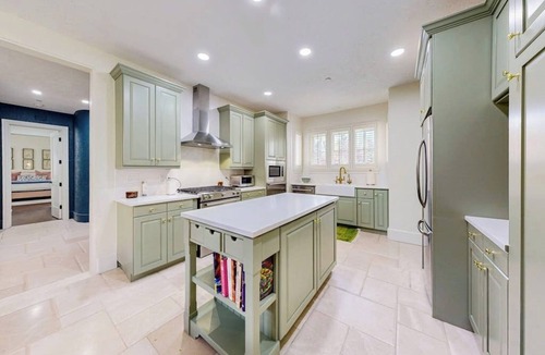Cordillera House | Spacious home w/private hot tub, modern kitchen, grill & great location