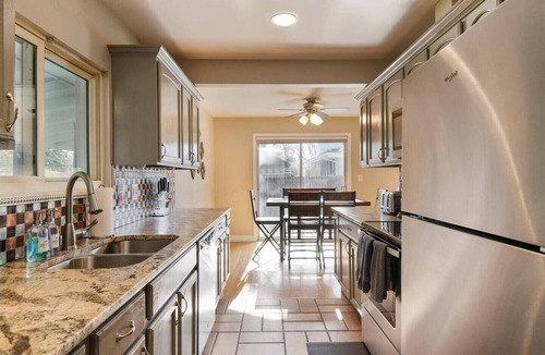 Littleton House | Spacious Homestead 3 Baths Game Den Yard