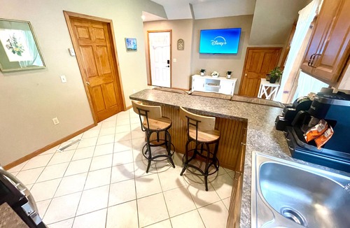 Erie County Apartment | Spacious King Bed Suite at Antique Store