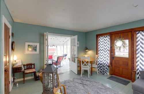 Lakeside House | Spacious Lakeside Cottage - 2 Miles to Marblehead!