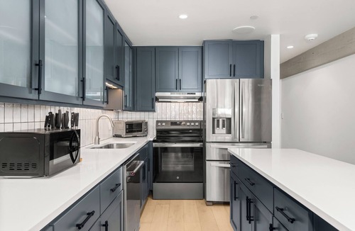 West End Condo | Spacious & Newly renovated 2BR/2BA- Between Koch and Wagner park