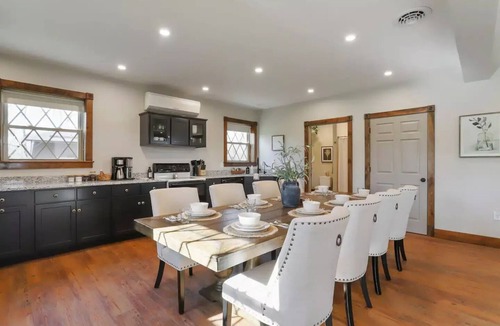 Saint Thomas House | Spacious & Private 4BR Retreat - Noted for Cleanliness and Thoughtful Touches