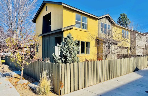 Reno/Tahoe Airport House | Spacious Reno House with 4 Bedrooms & Garage