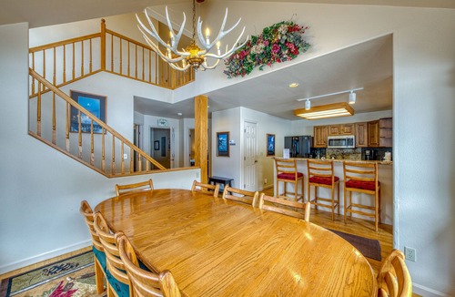 East Village at Copper House | Spacious resort home w/private garage, hot tub & laundry. Bus to slope