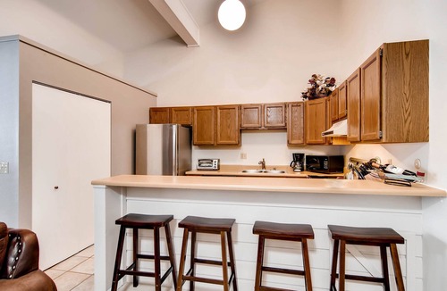 Eagle-Vail Condo | Spacious Ski-n-Golf Vail/Beaver Creek Condo 3bd/2.5bath