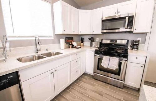 North Las Vegas House | Spacious, Stylish and Convenient