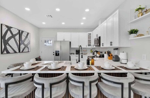 North Las Vegas House | Spacious & Stylish North Las Vegas Villa!