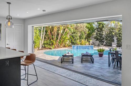 Imperial Point House | Spacious Villa for 15 w Pool & Outdoor Oasis