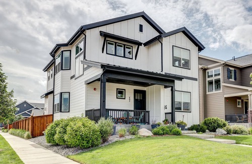 Superior House | Spectacular Sundance Film Festival Home. Hike, Bike, Relax. Rents only Sundance