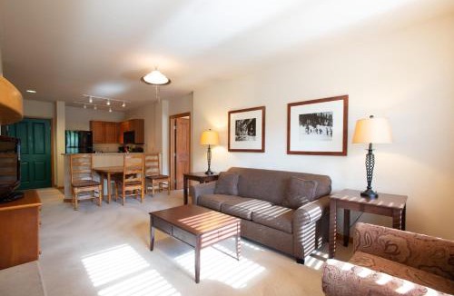 Winter Park Apartment | Spectacular Zephyr Mountain Lodge Condo with Ski Slope View condo