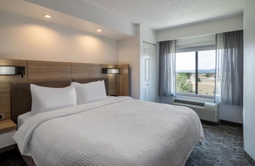 Southeast Colorado Springs Hotel | SpringHill Suites by Marriott Colorado Springs South