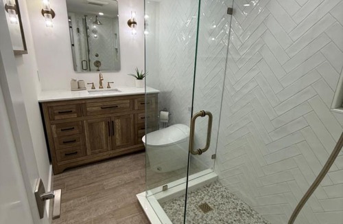 Crescent Beach Apartment | St Augustine, Beachside retreat 2BR 2BA w pool