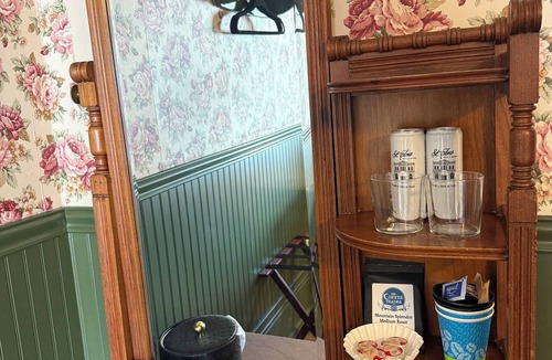 Ouray Hotel | St. Elmo Hotel