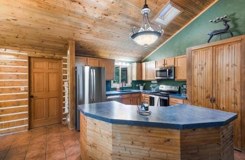 South Fork House | Stapp Mountain Retreat in South Fork, CO