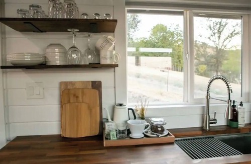 Paso Robles Cottage | Stay Stallion, Paso Robles TINY HOUSE