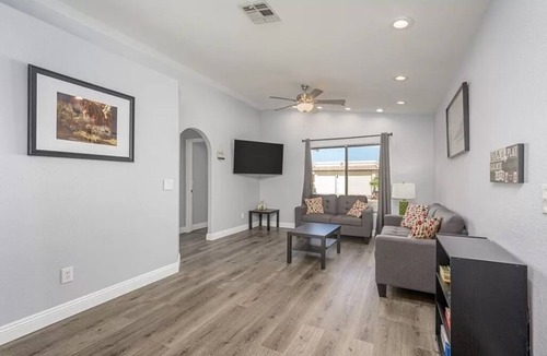 Holiday Shores House | Steps away from the River, very quiet neighborhood,